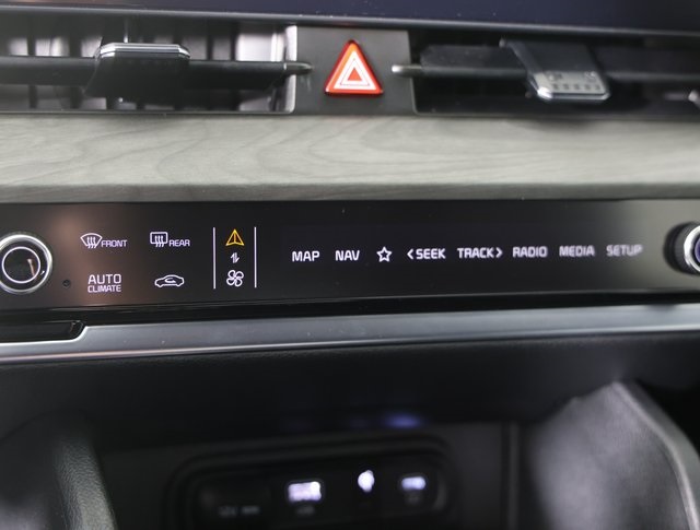 2025 Kia Sportage X-Pro photo 11