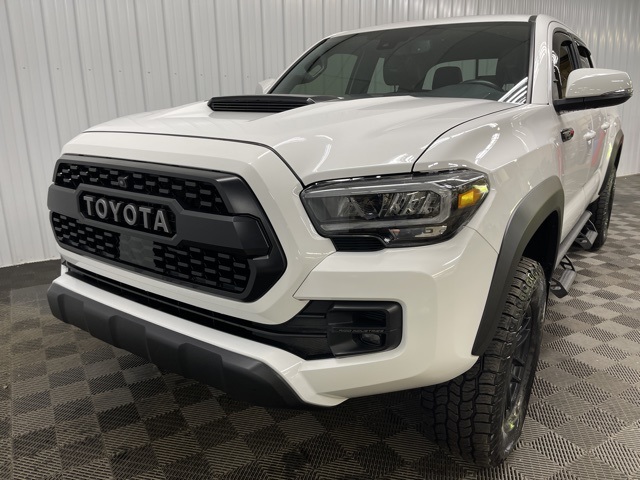 2020 Toyota Tacoma TRD Pro V6 photo 9