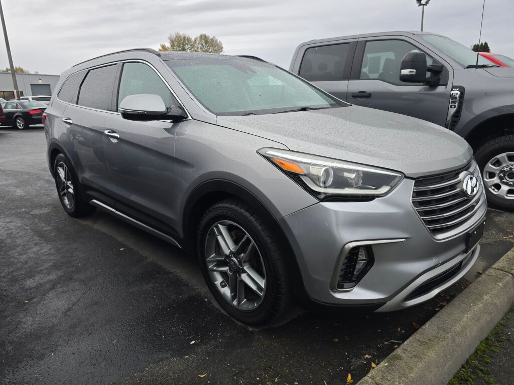 2017 Hyundai Santa Fe Limited Ultimate photo 2