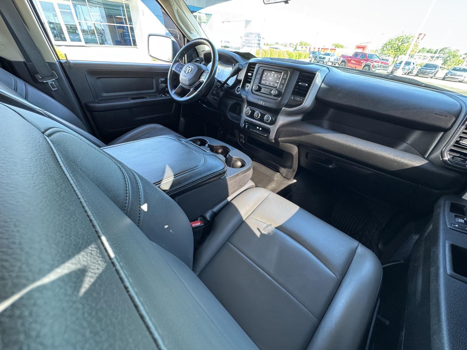 2020 Ram 2500 Tradesman photo 41