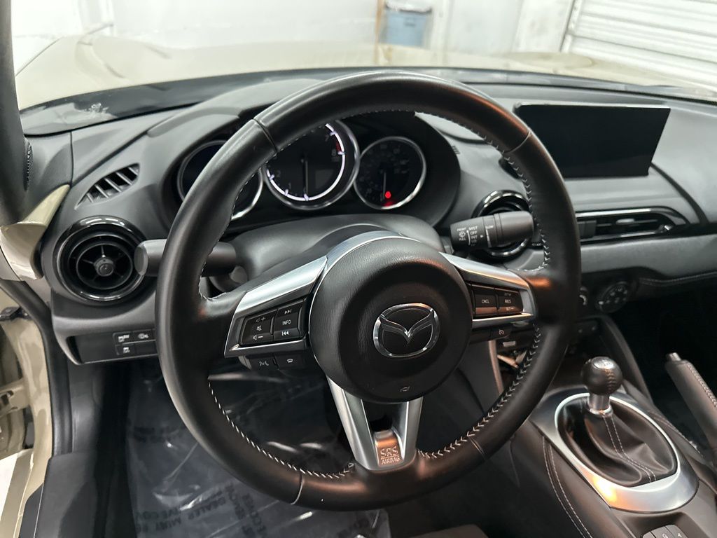 2024 Mazda MX-5 Miata Miata RF photo 10