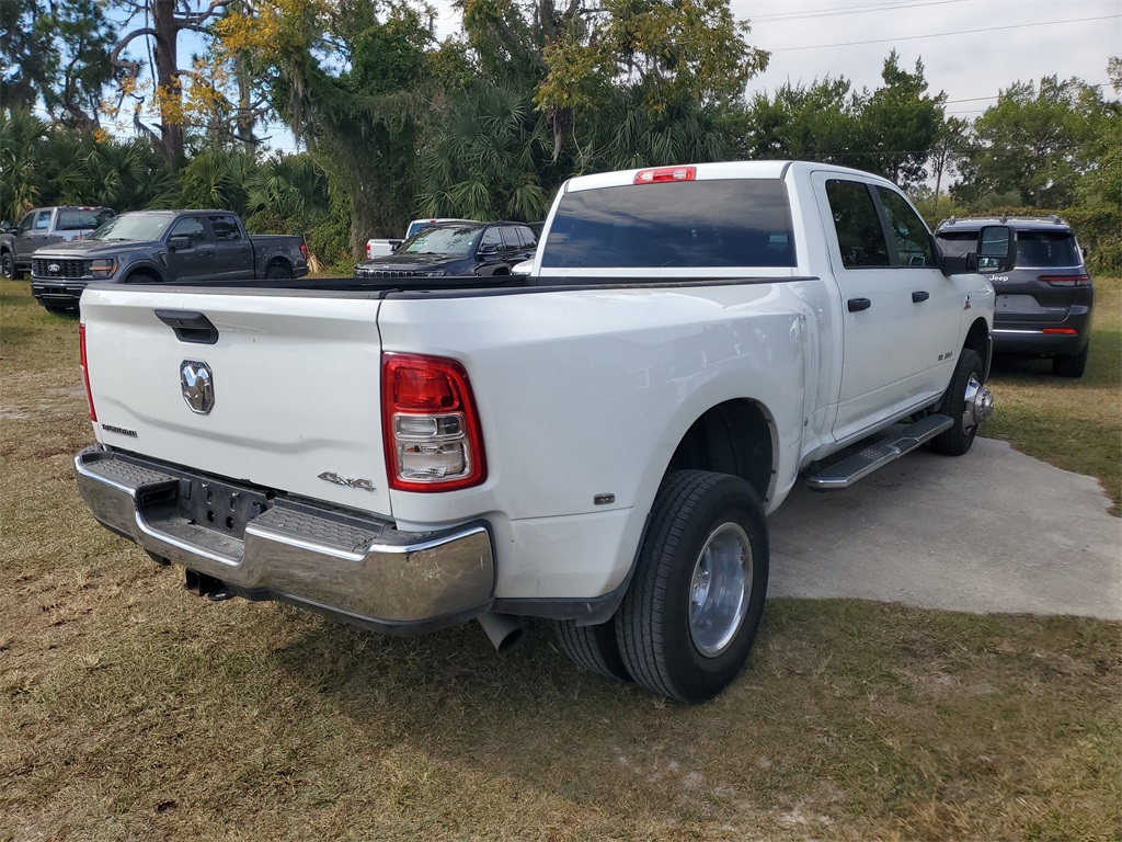 2024 Ram 3500 Big Horn photo 3