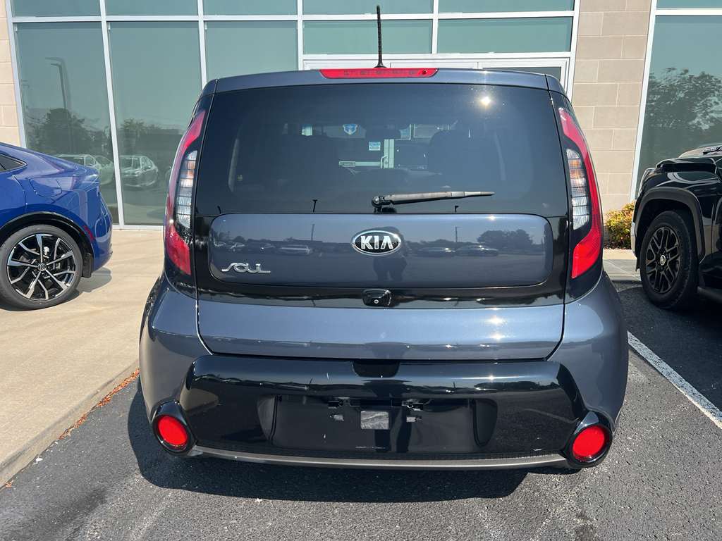2016 Kia Soul Exclaim photo 2