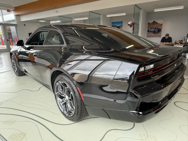 2025 Dodge Charger R/T photo 3