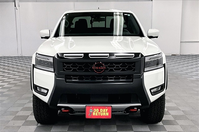 2025 Nissan Frontier PRO-4X photo 13