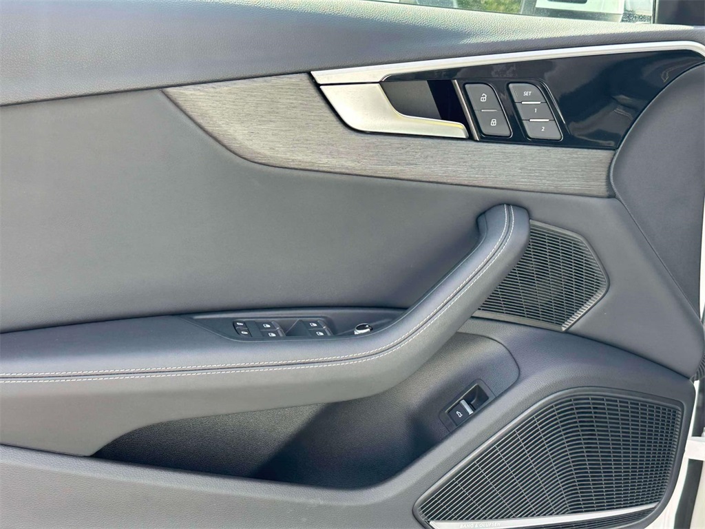 2023 Audi A4 45 S line Premium Plus Quattro photo 15
