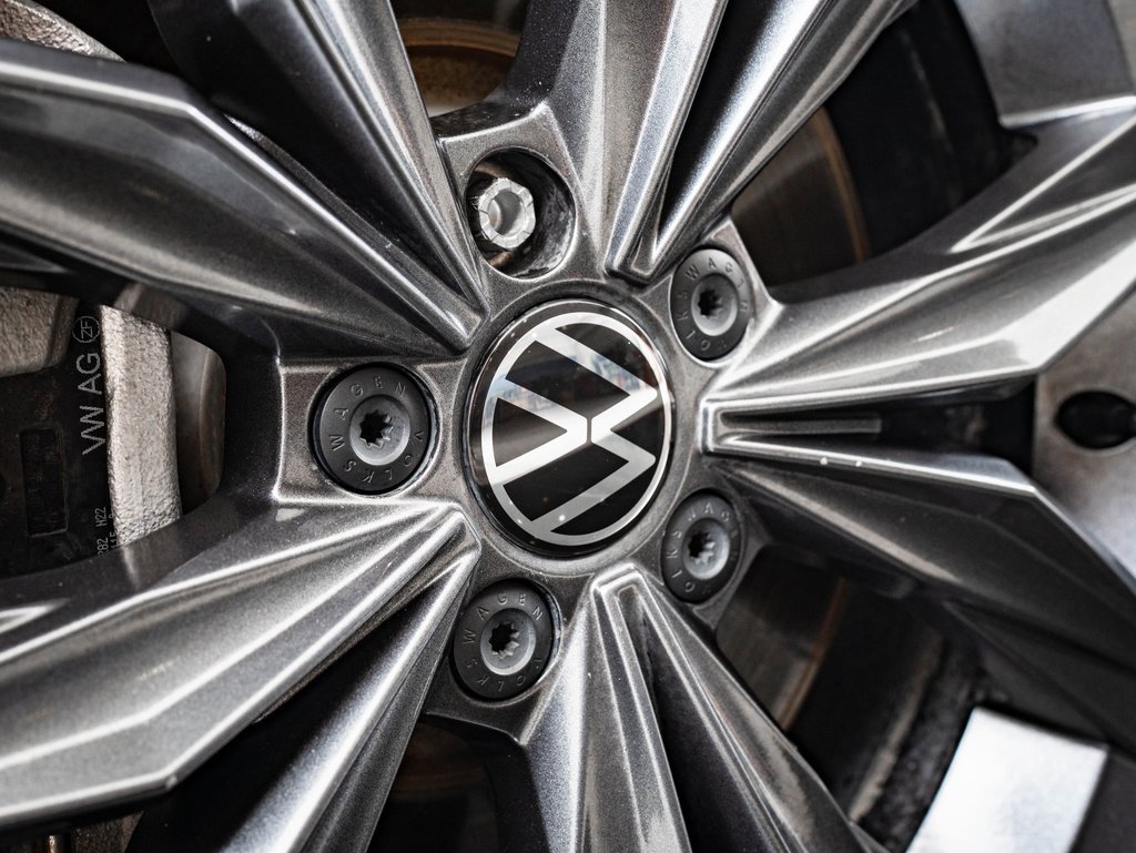 2022 Volkswagen Tiguan SE photo 8