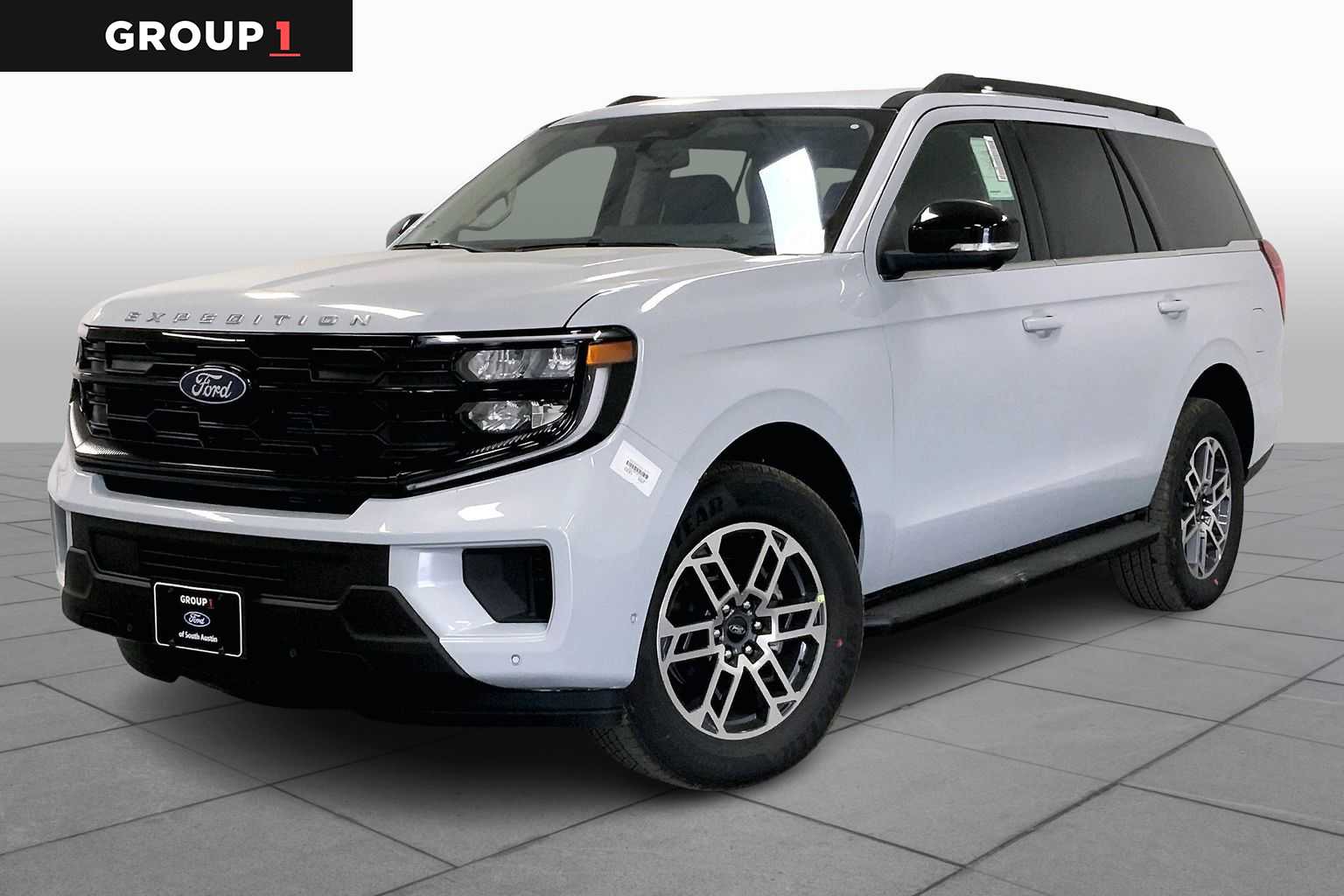 2025 Ford Expedition Active's photo