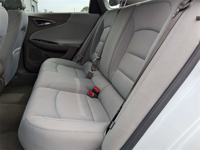 2022 Chevrolet Malibu LS photo 14
