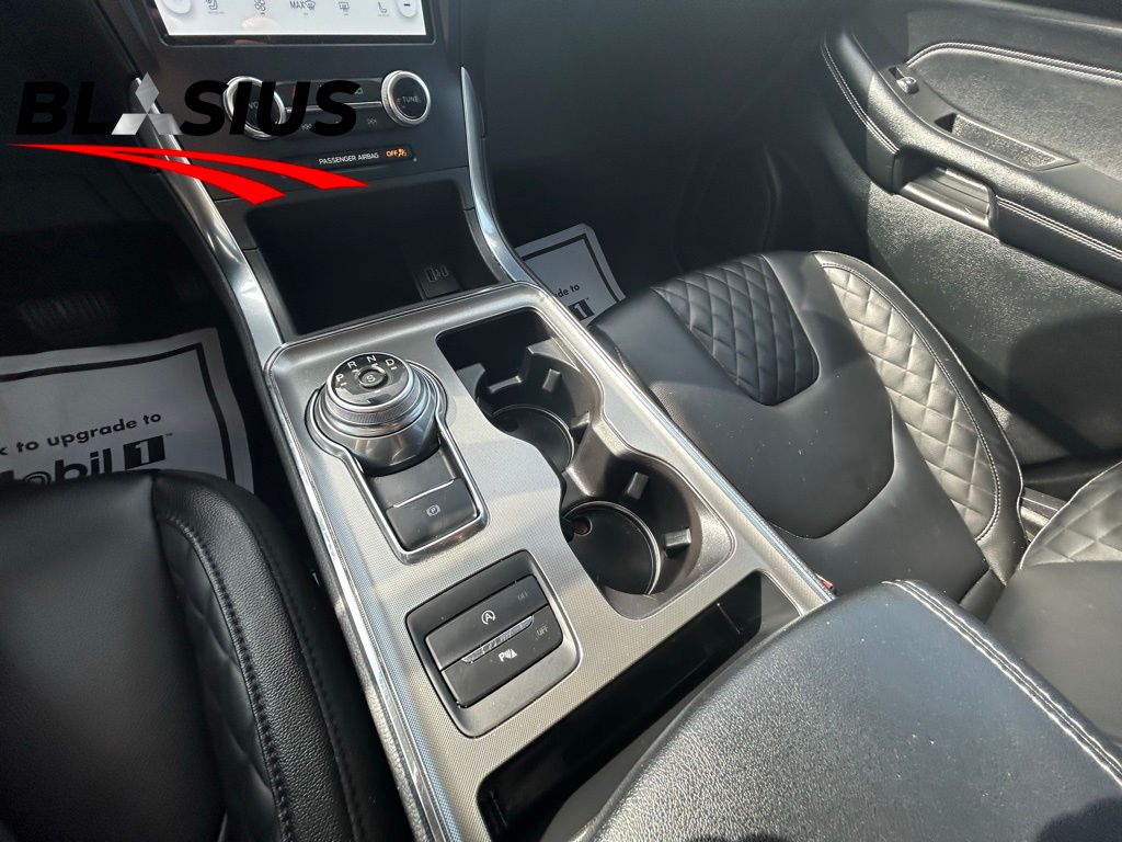 2023 Ford Edge Titanium photo 27