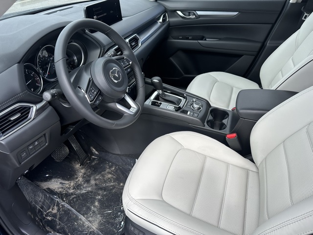 2025 Mazda CX-5 2.5 S Preferred photo 11