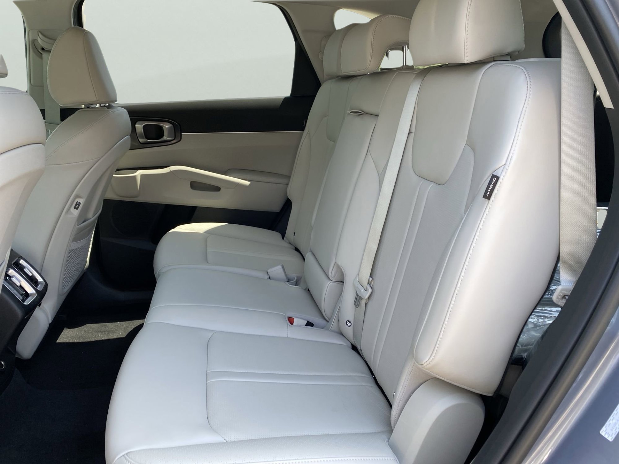 2025 Kia Sorento S photo 10
