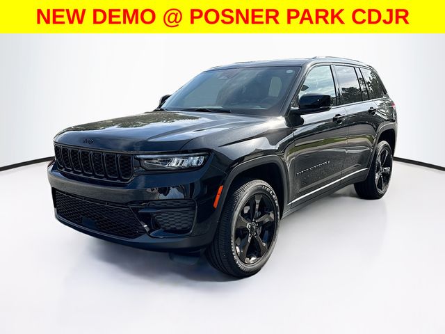 2025 Jeep Grand Cherokee Altitude's photo