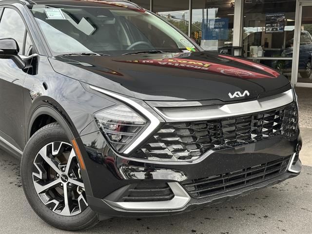 2025 Kia Sportage EX photo 2