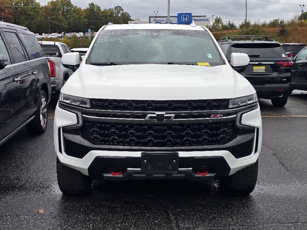2021 Chevrolet Tahoe Z71 photo 2
