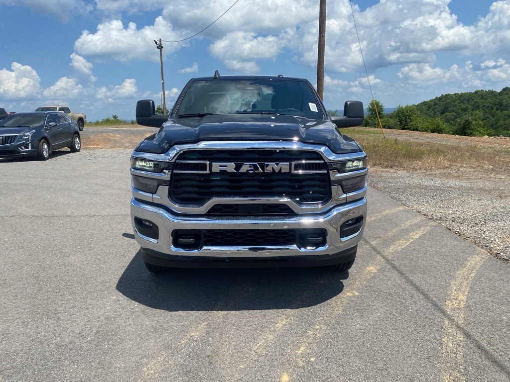 2025 Ram 2500 Tradesman photo 2