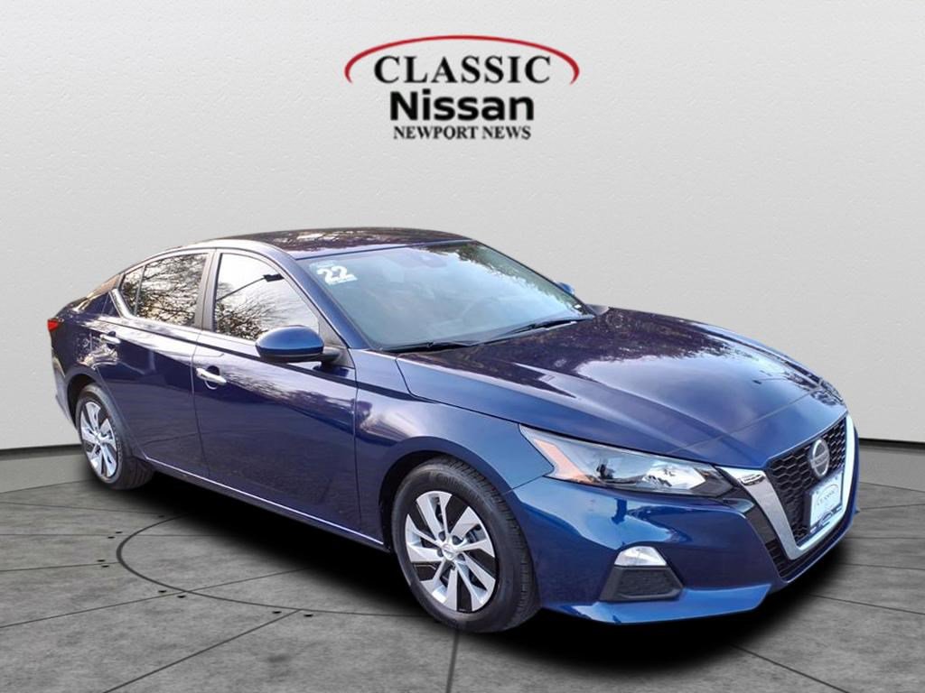 2022 Nissan Altima S's photo