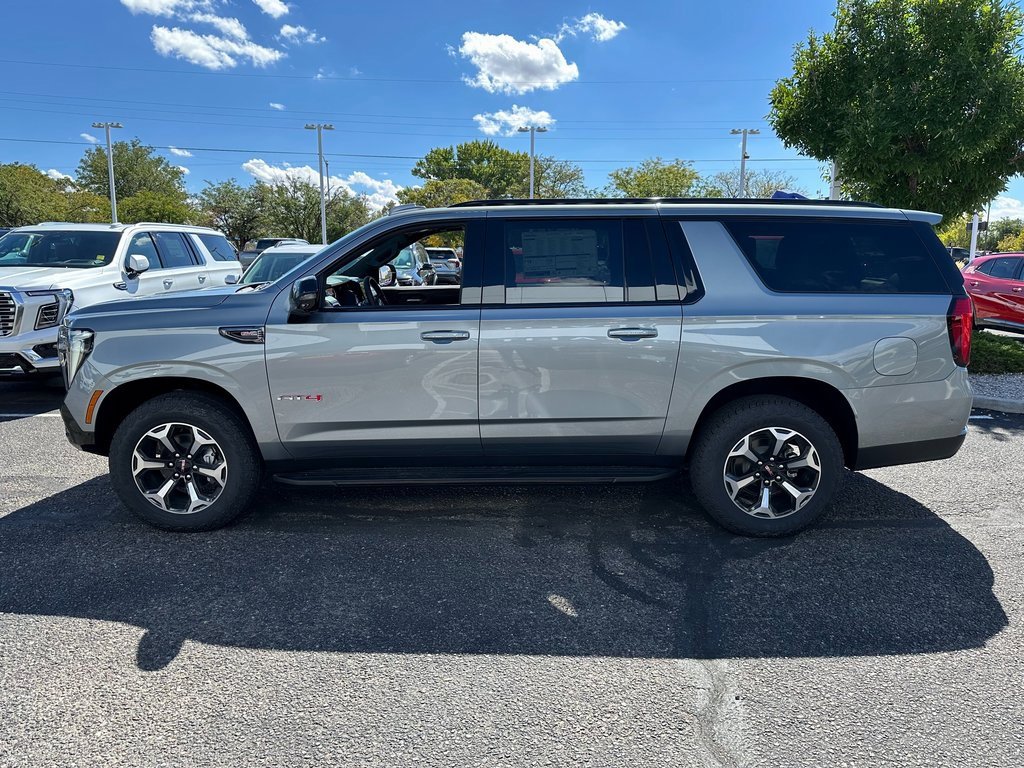 2026 Gmc Yukon XL AT4 photo 3