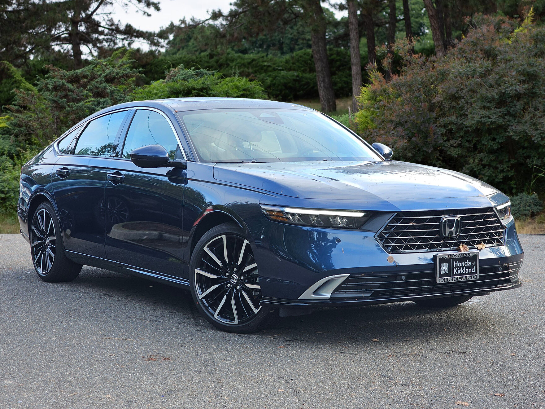 2025 Honda Accord Hybrid Touring's photo