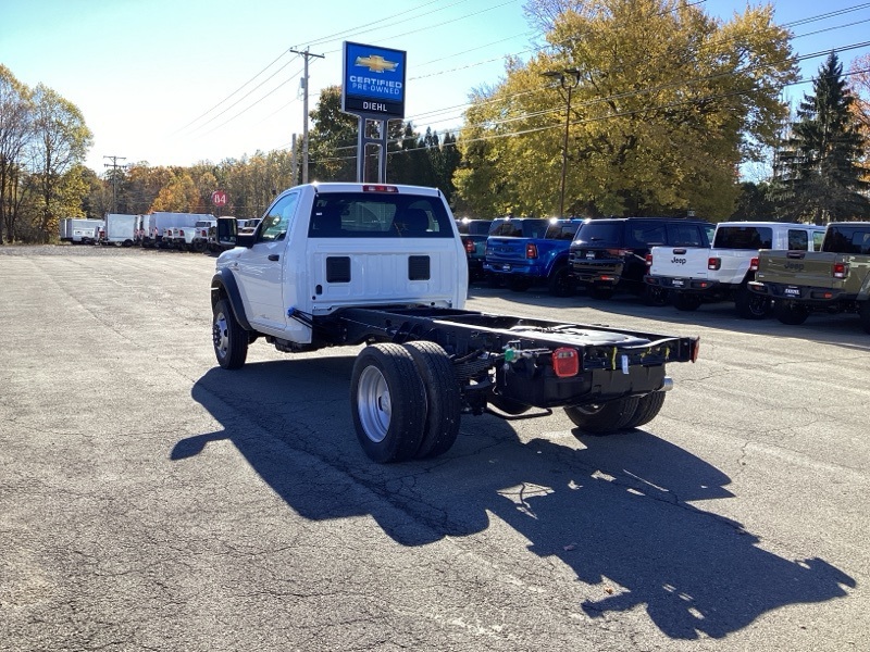 2026 Ram 5500 Tradesman photo 4