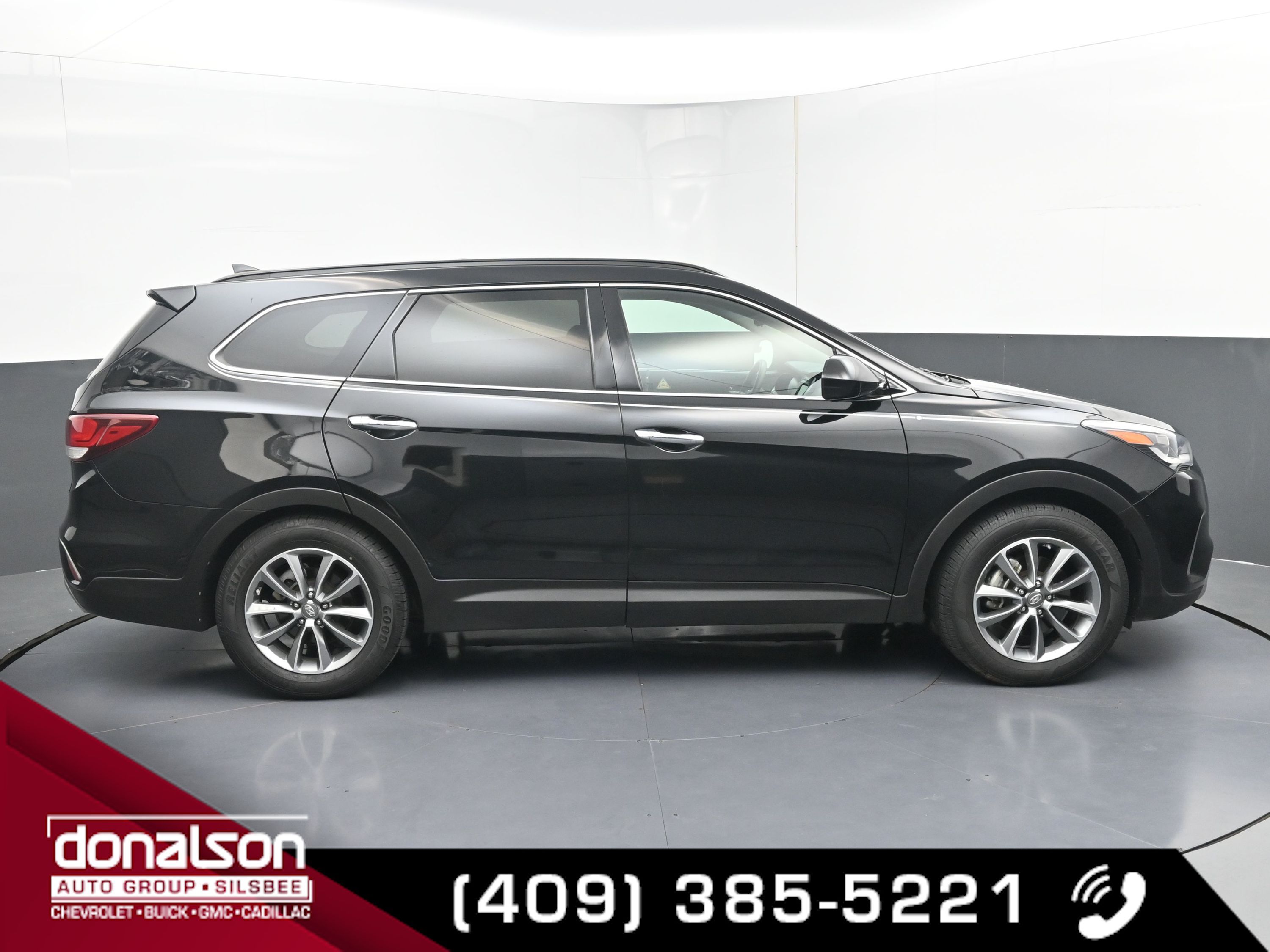 Used 2019 Hyundai Santa Fe SE with VIN KM8SM4HF5KU307636 for sale in Silsbee, TX