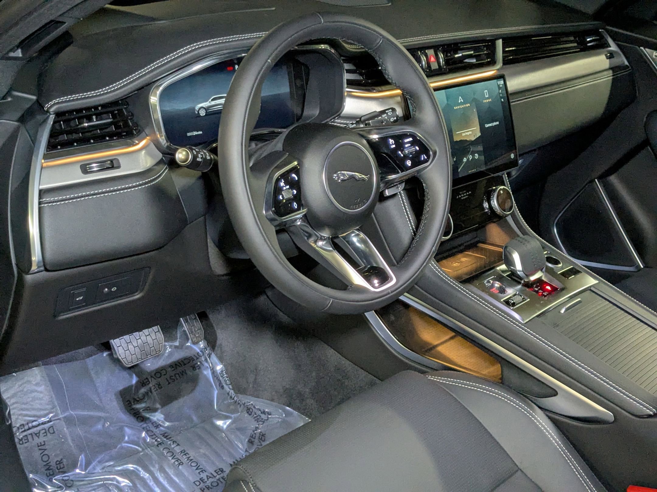 2026 Jaguar F-PACE P250 R-Dynamic S photo 3