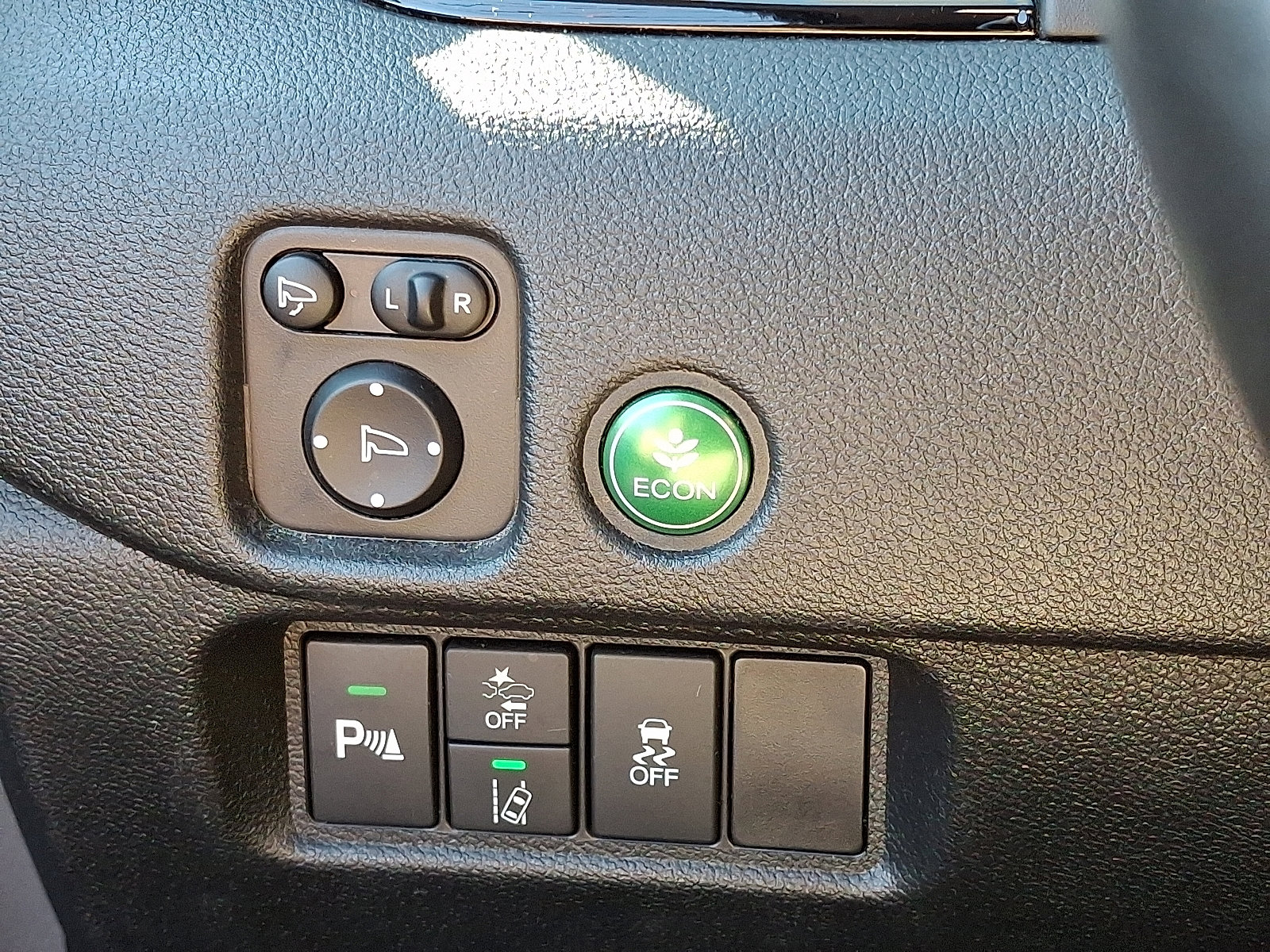 2019 Honda Pilot Elite photo 24