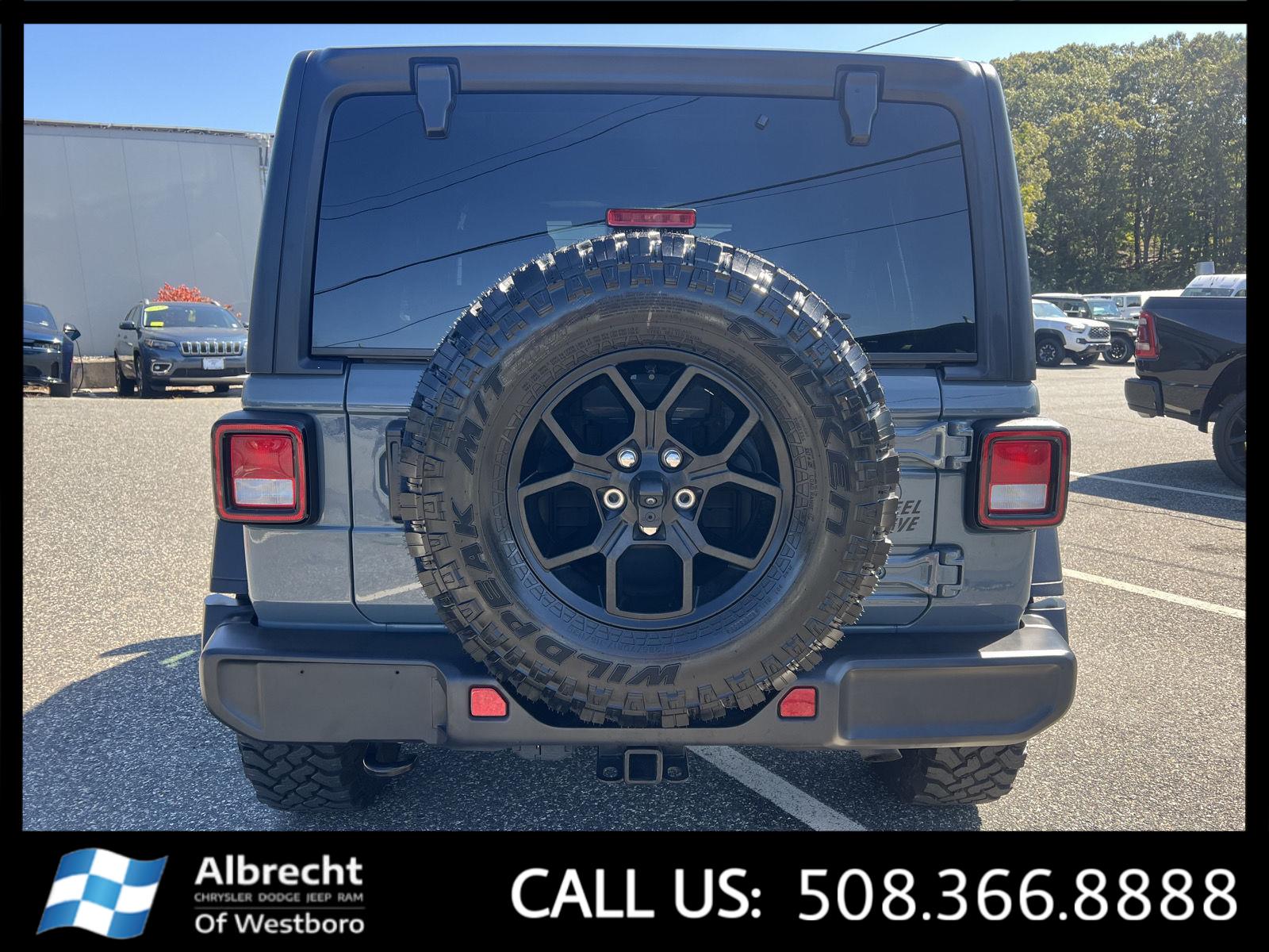 2024 Jeep Wrangler Willys photo 4
