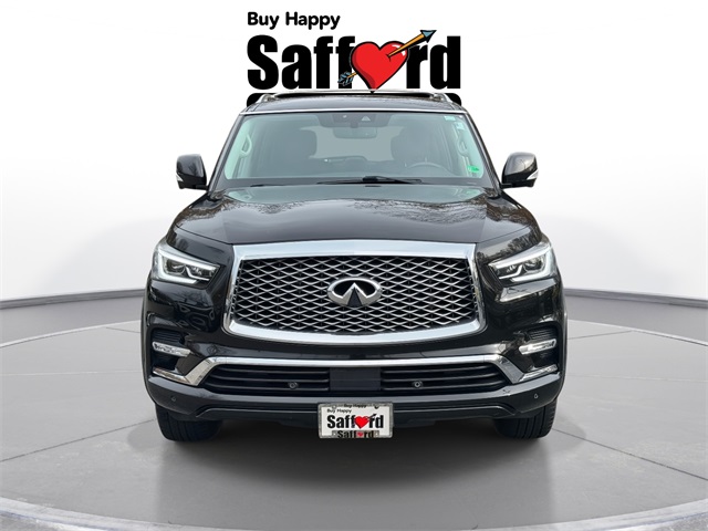 2019 Infiniti QX80 Luxe photo 4