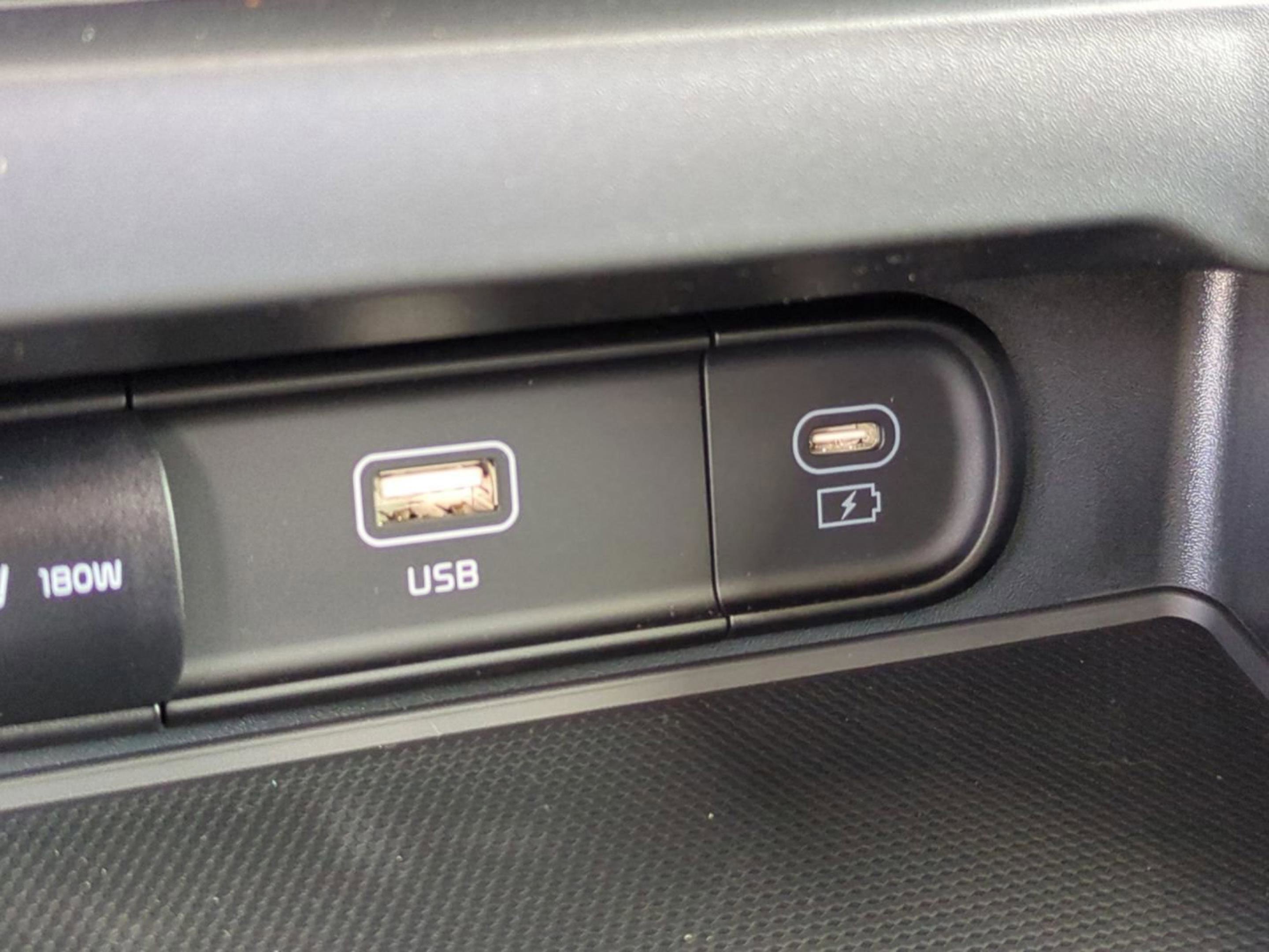 2025 Kia Soul EX photo 25