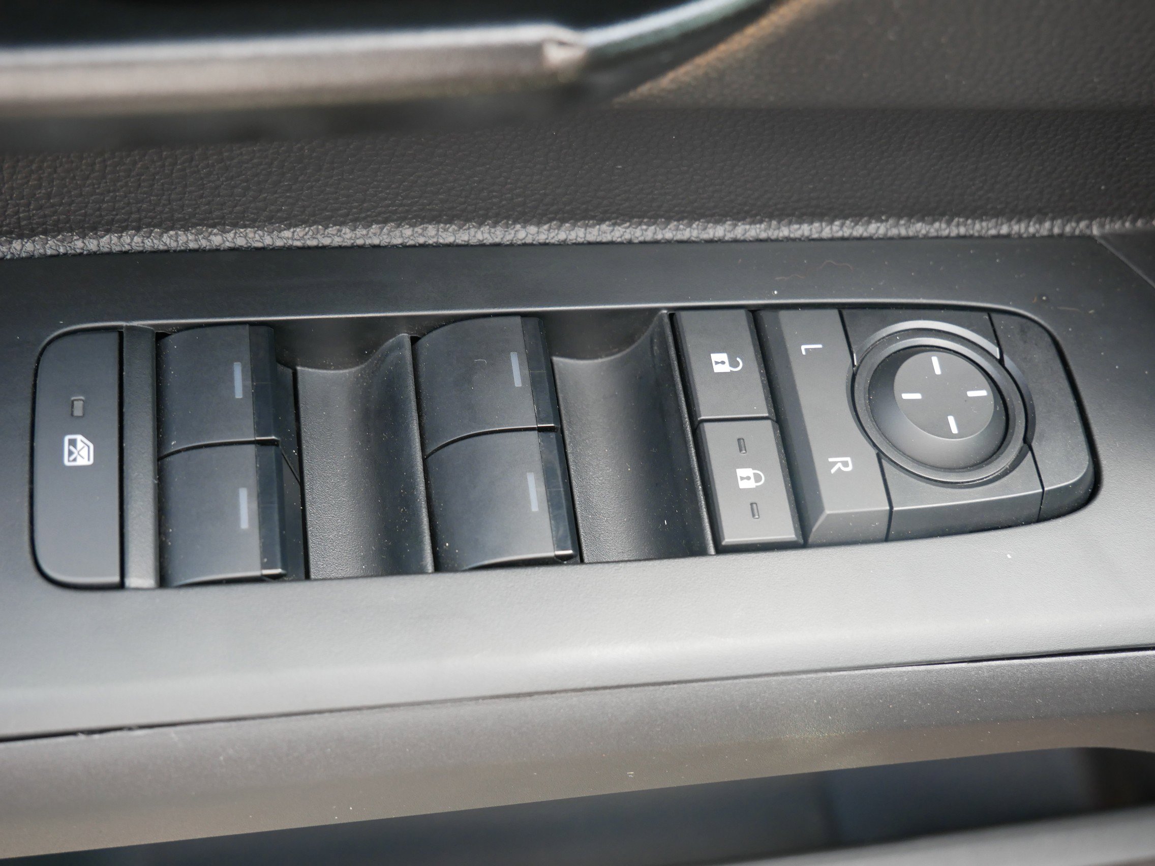 Used 2025 Toyota Tacoma TRD Pro with VIN 3TYLC5LN5ST015638 for sale in Northfield, Minnesota