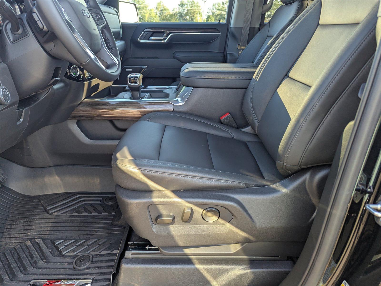 2026 Chevrolet Silverado 1500 LT Trail Boss photo 14