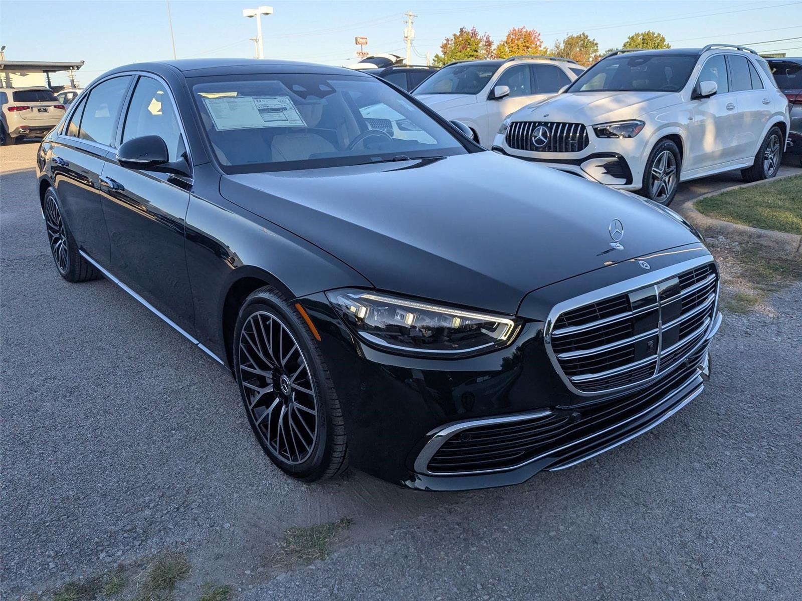 2026 Mercedes Benz S 500 4MATIC photo 3