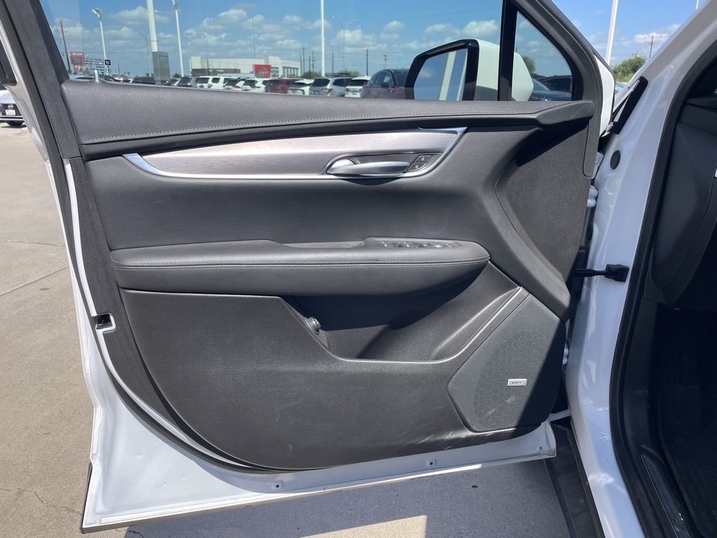 2024 Cadillac XT5 Luxury photo 12