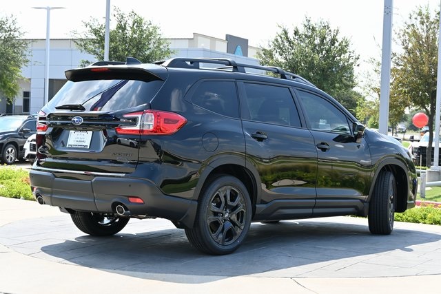 2025 Subaru Ascent Onyx Edition photo 3