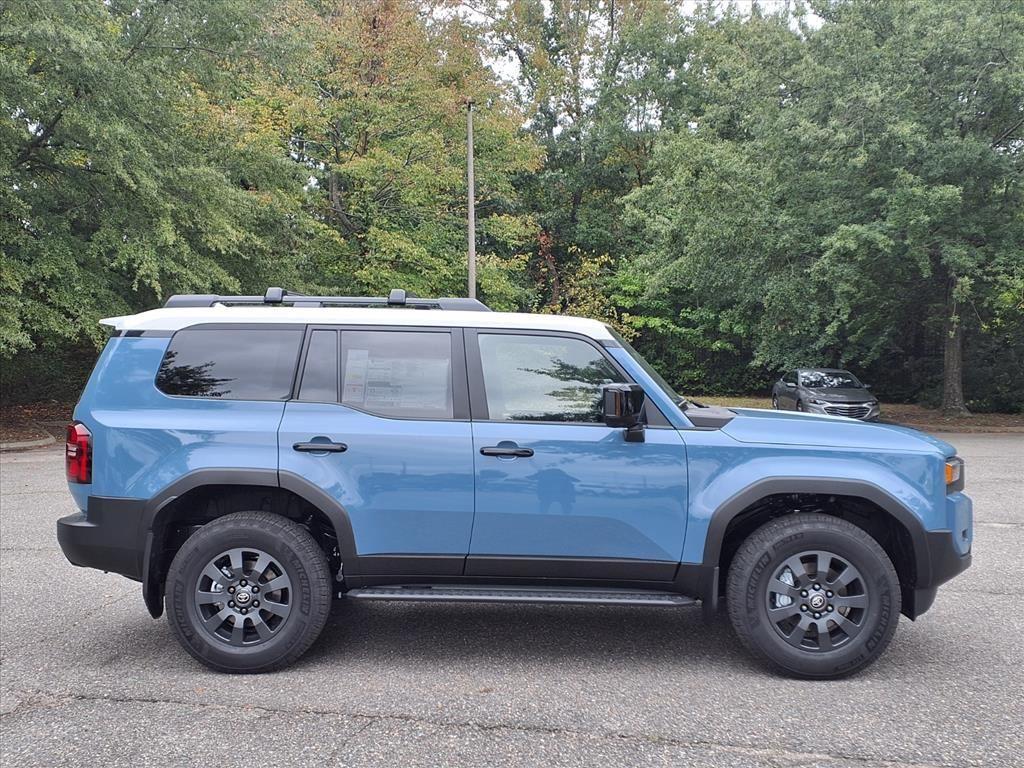 2025 Toyota Land Cruiser photo 3