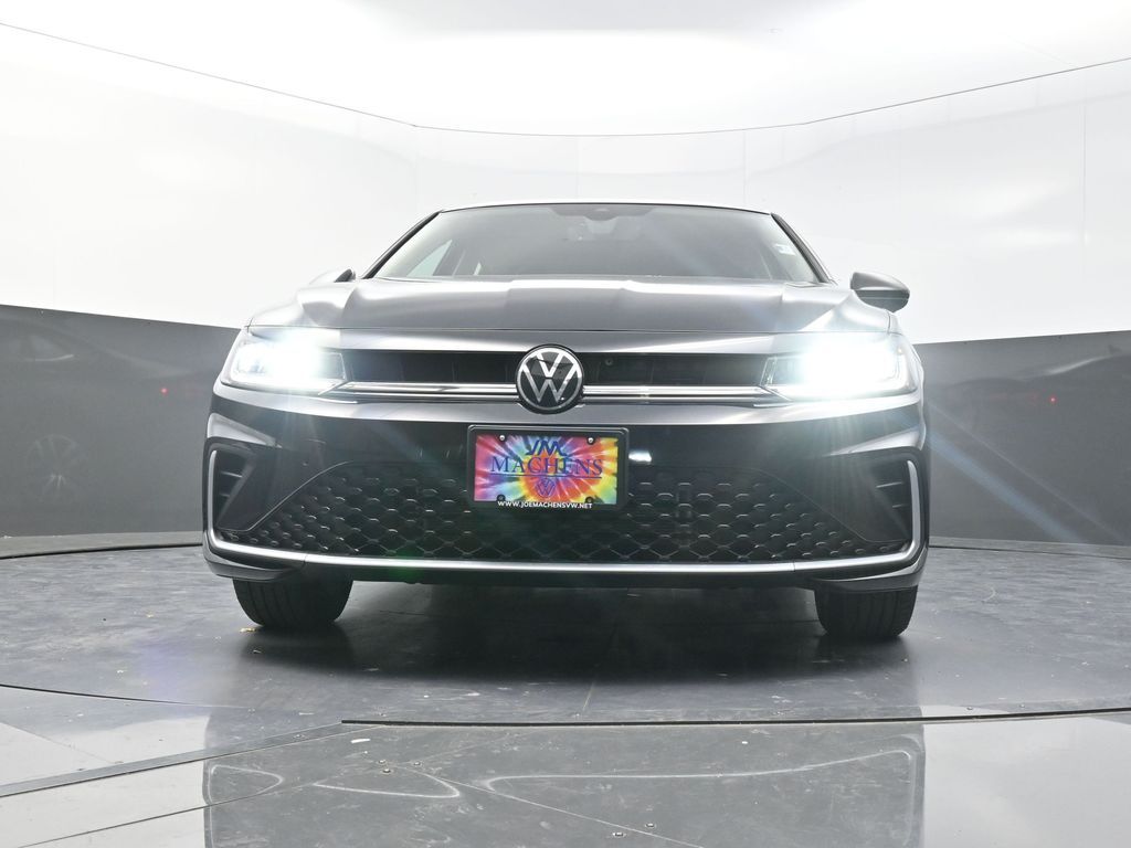2025 Volkswagen Jetta 1.5T SE photo 18