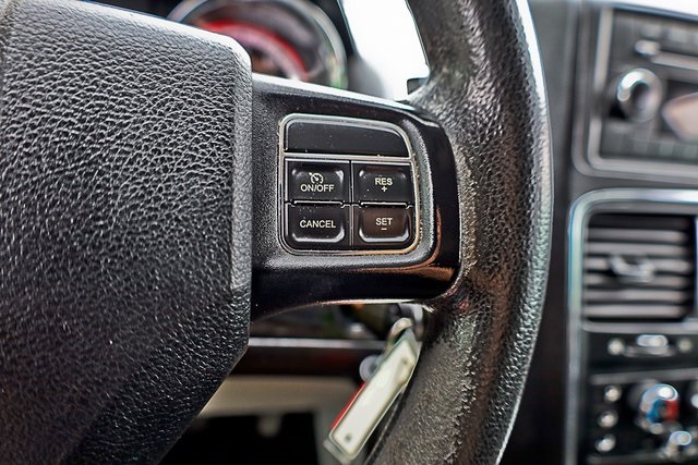2016 Dodge Grand Caravan SE photo 35