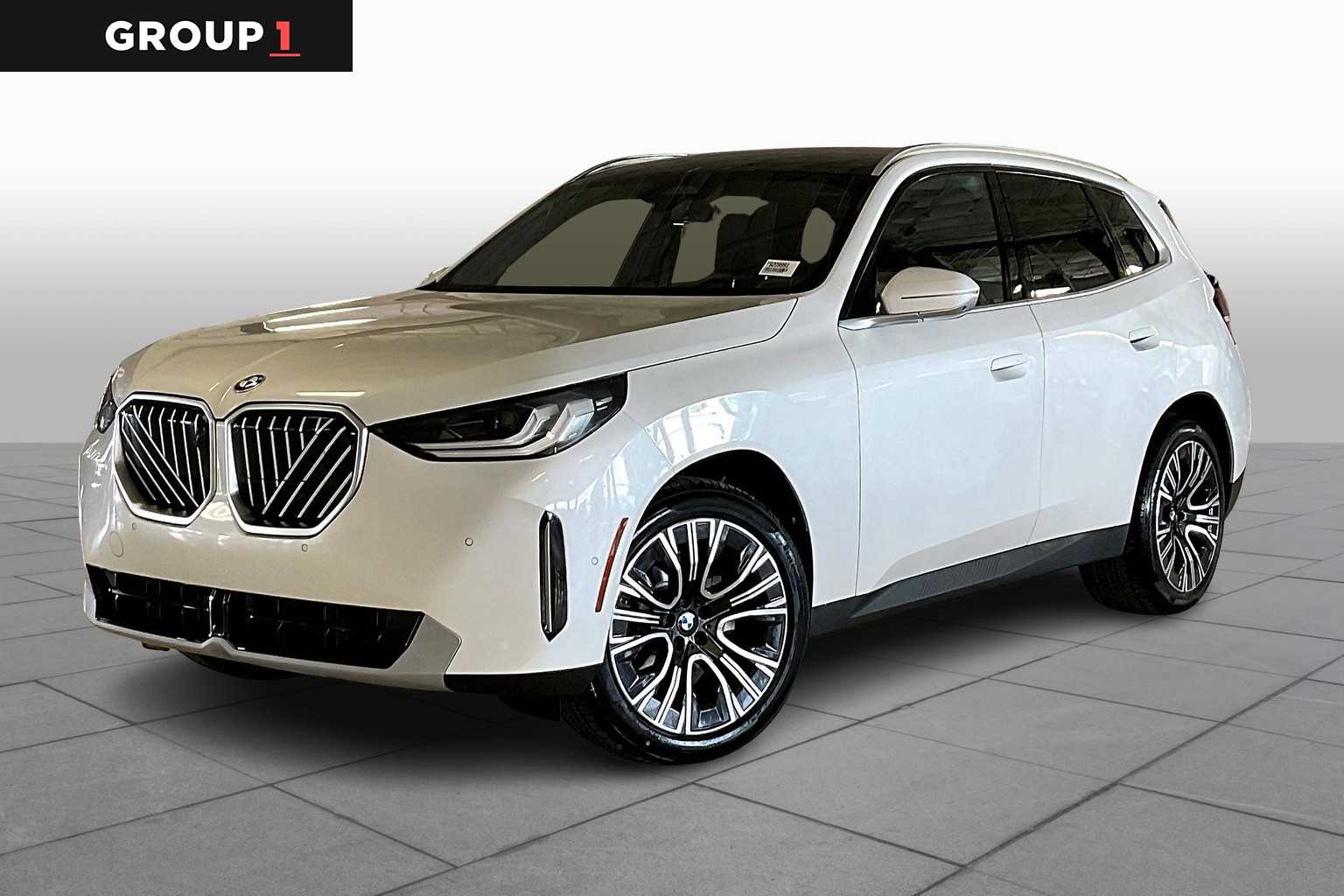 2026 BMW X3 30's photo