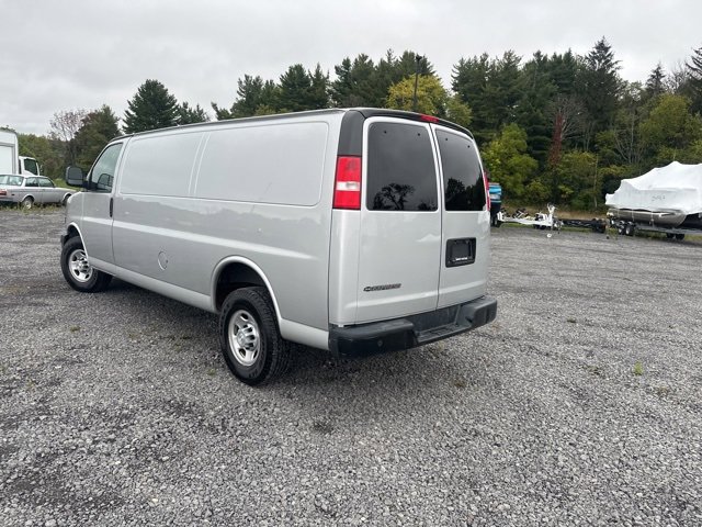 2018 Chevrolet Express Cargo Van 3500 photo 5