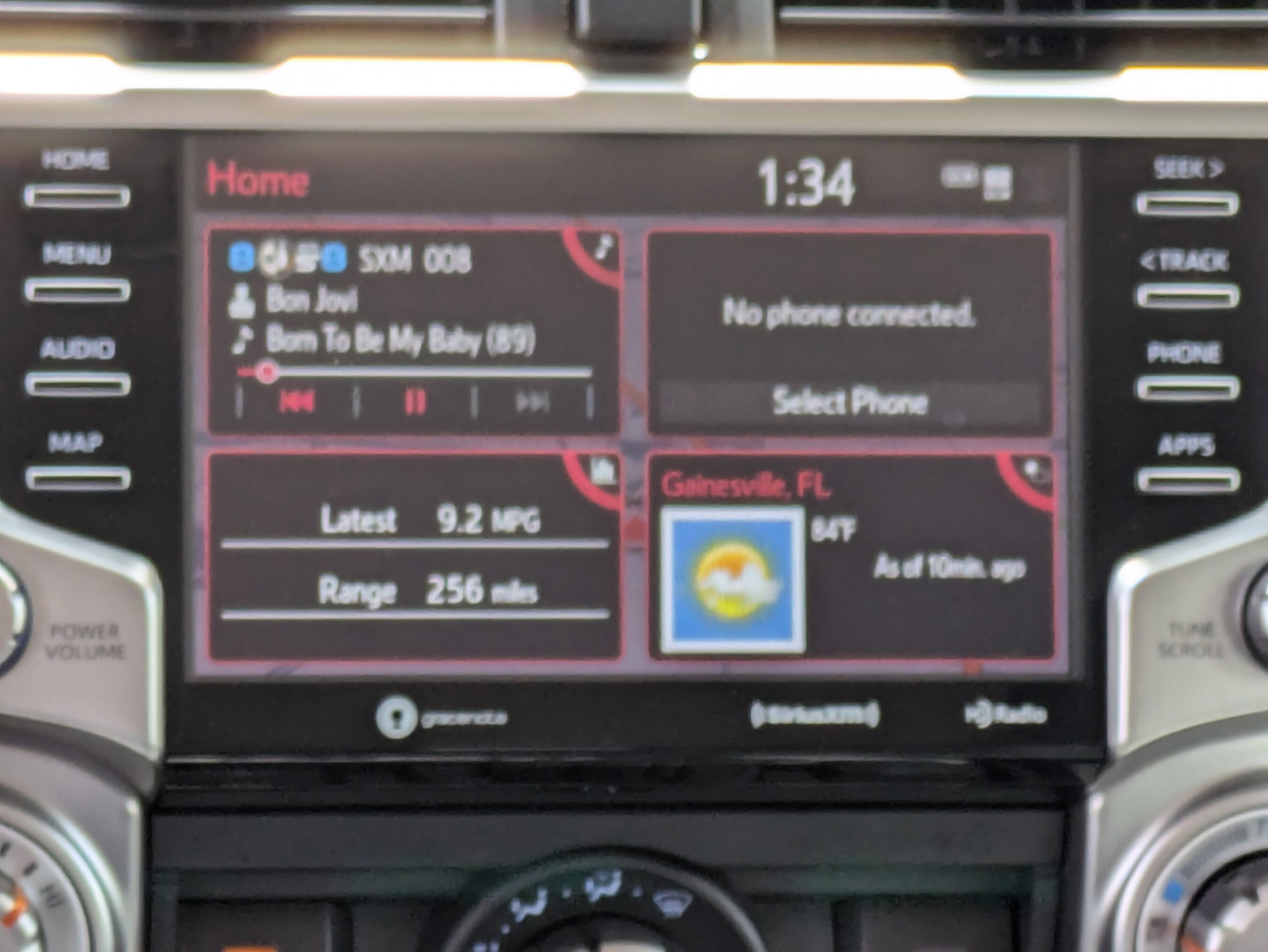 2023 Toyota 4Runner SR5 Premium photo 4