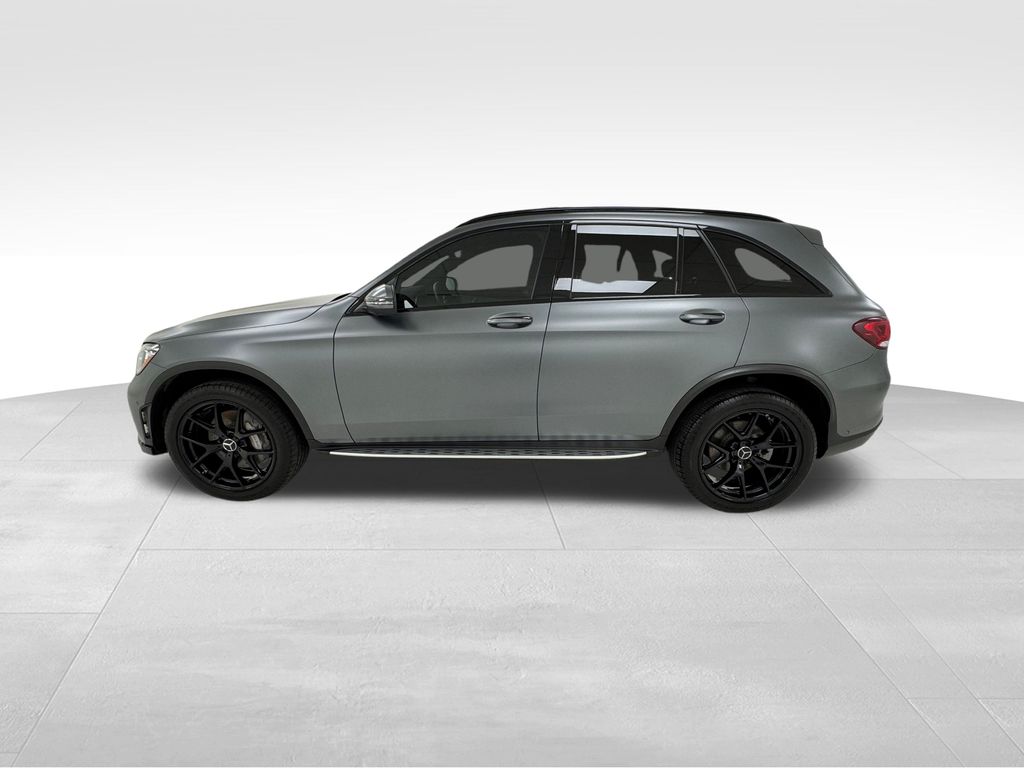 2022 Mercedes Benz GLC 300 4MATIC photo 4