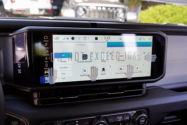 New 2025 Anvil Clear-Coat Exterior Paint Jeep Sport image 32