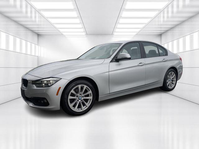 2017 BMW 3 Series 320i's photo