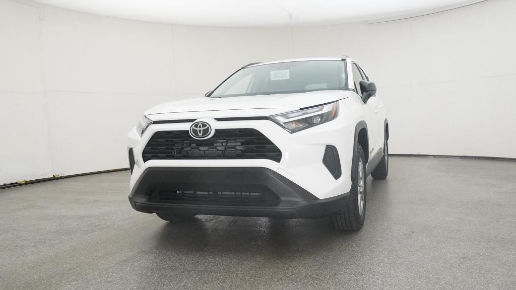 2025 Toyota RAV4 Hybrid LE photo 2