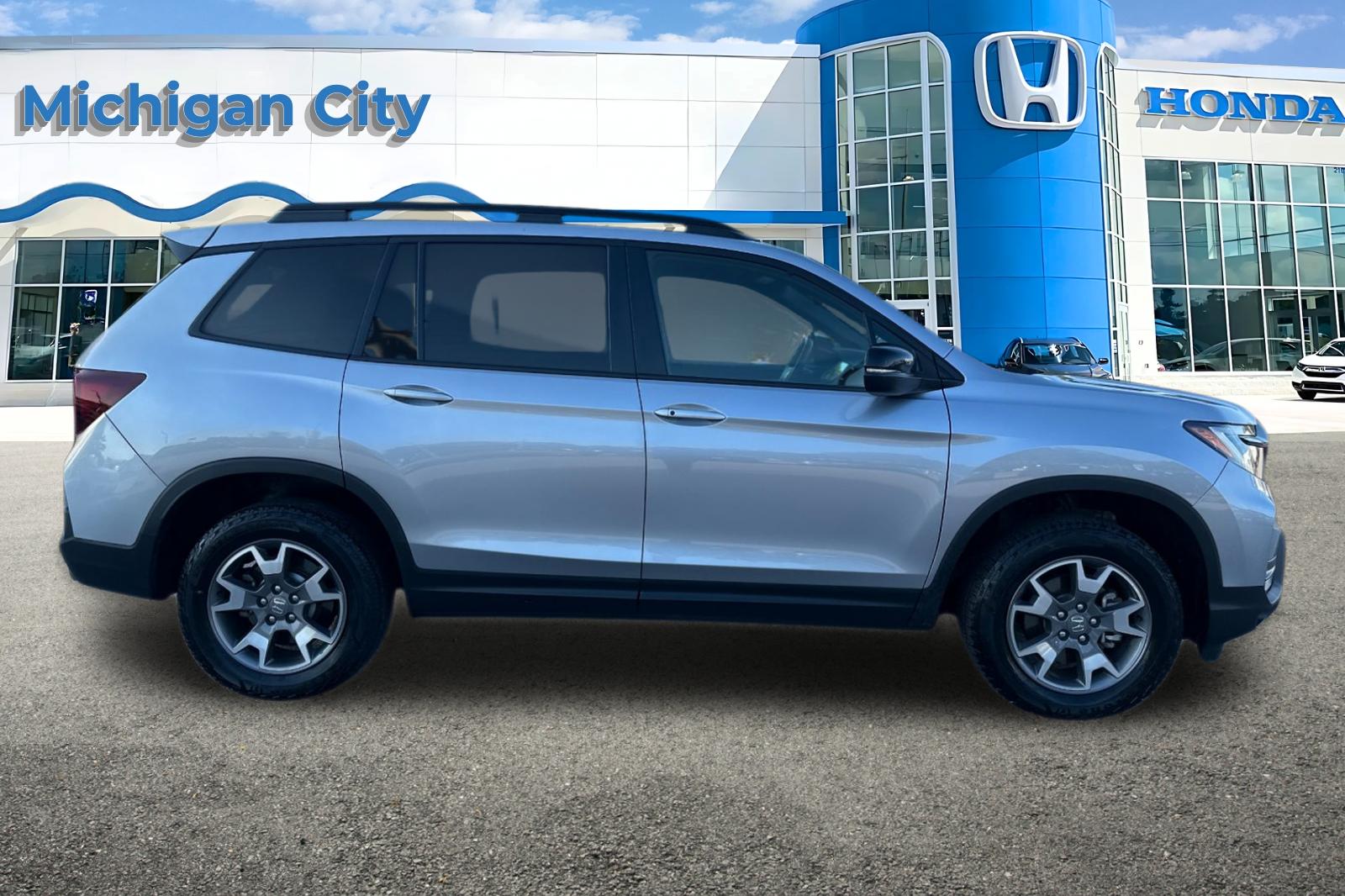2022 Honda Passport TrailSport photo 3