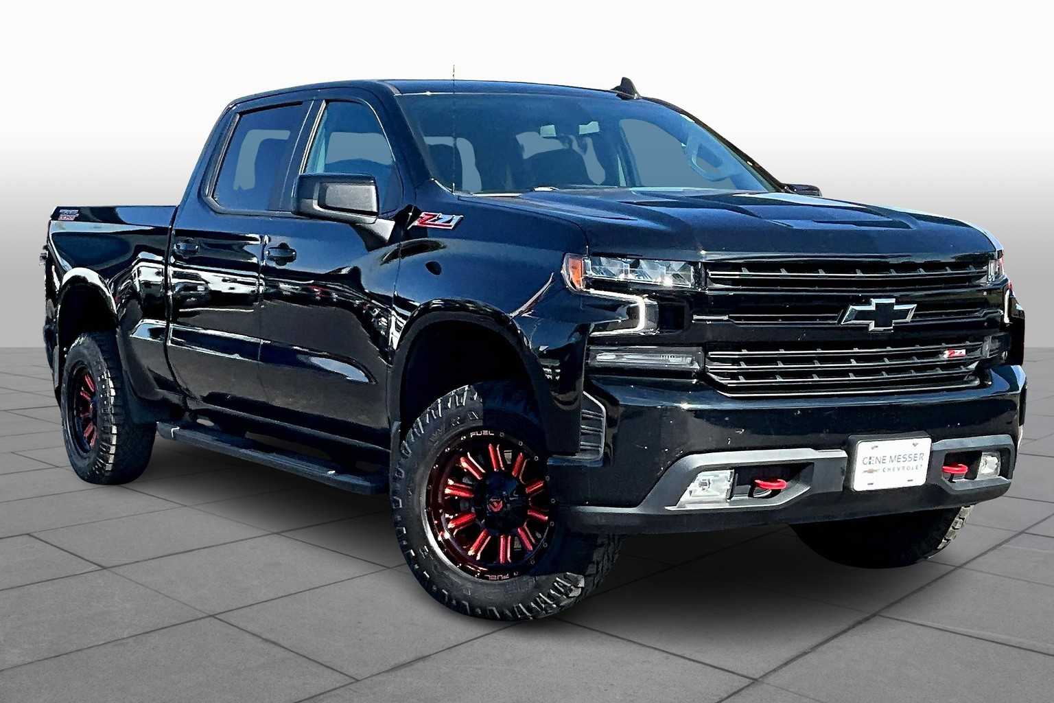 2022 Chevrolet Silverado 1500 LT Trail Boss photo 2