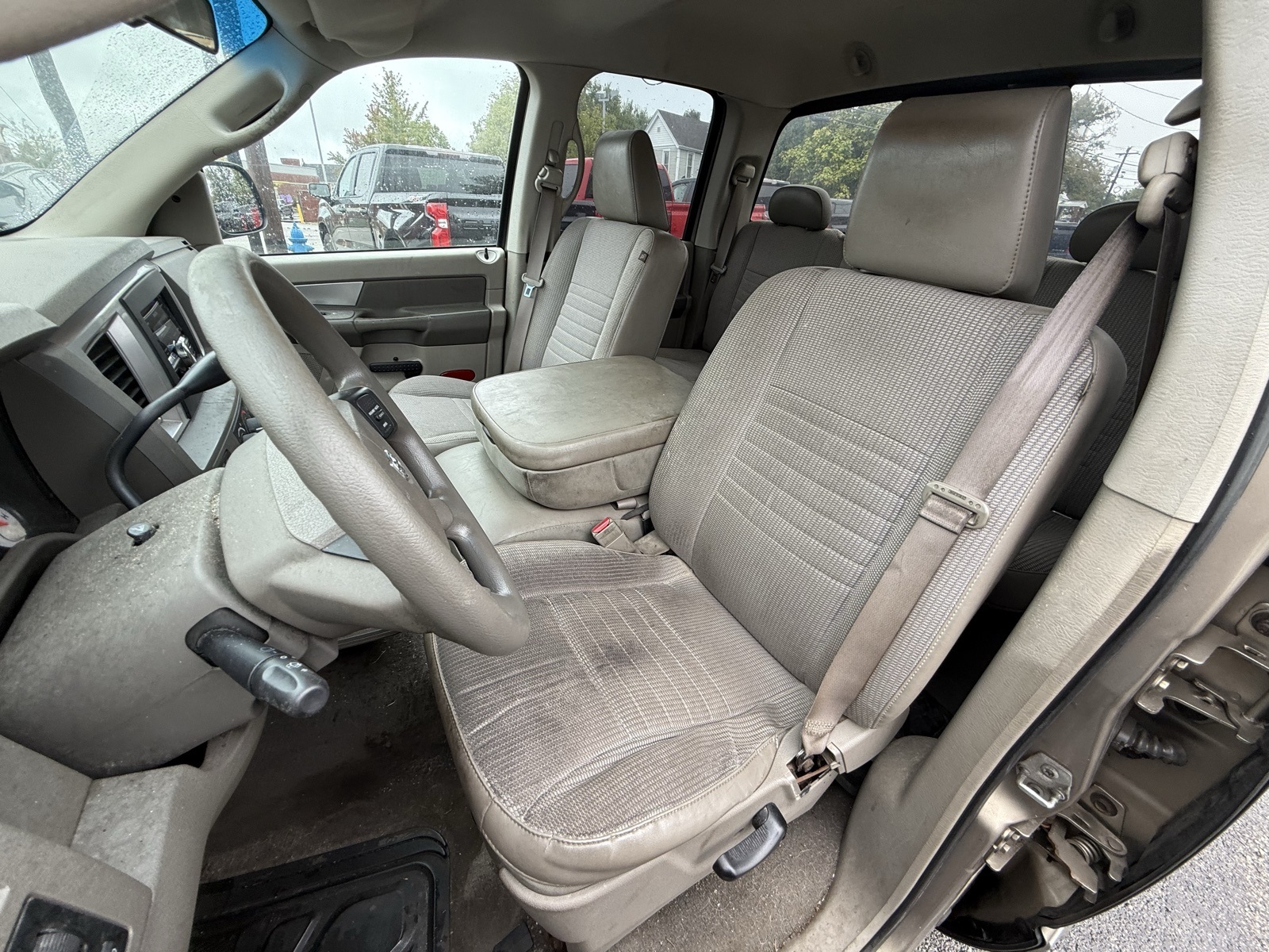 2008 Dodge Ram SLT photo 18