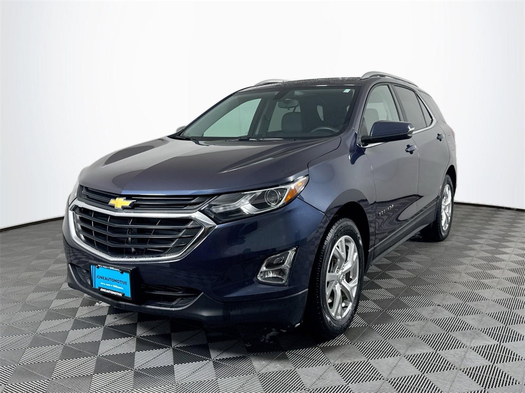 2018 Chevrolet Equinox LT's photo