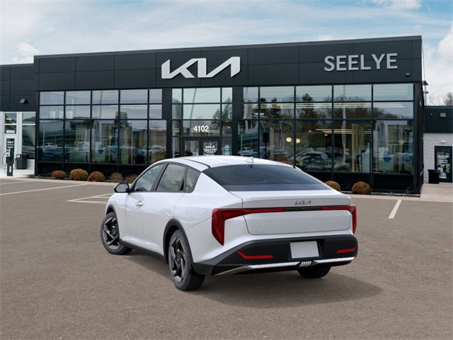 2025 Kia K4 EX photo 4